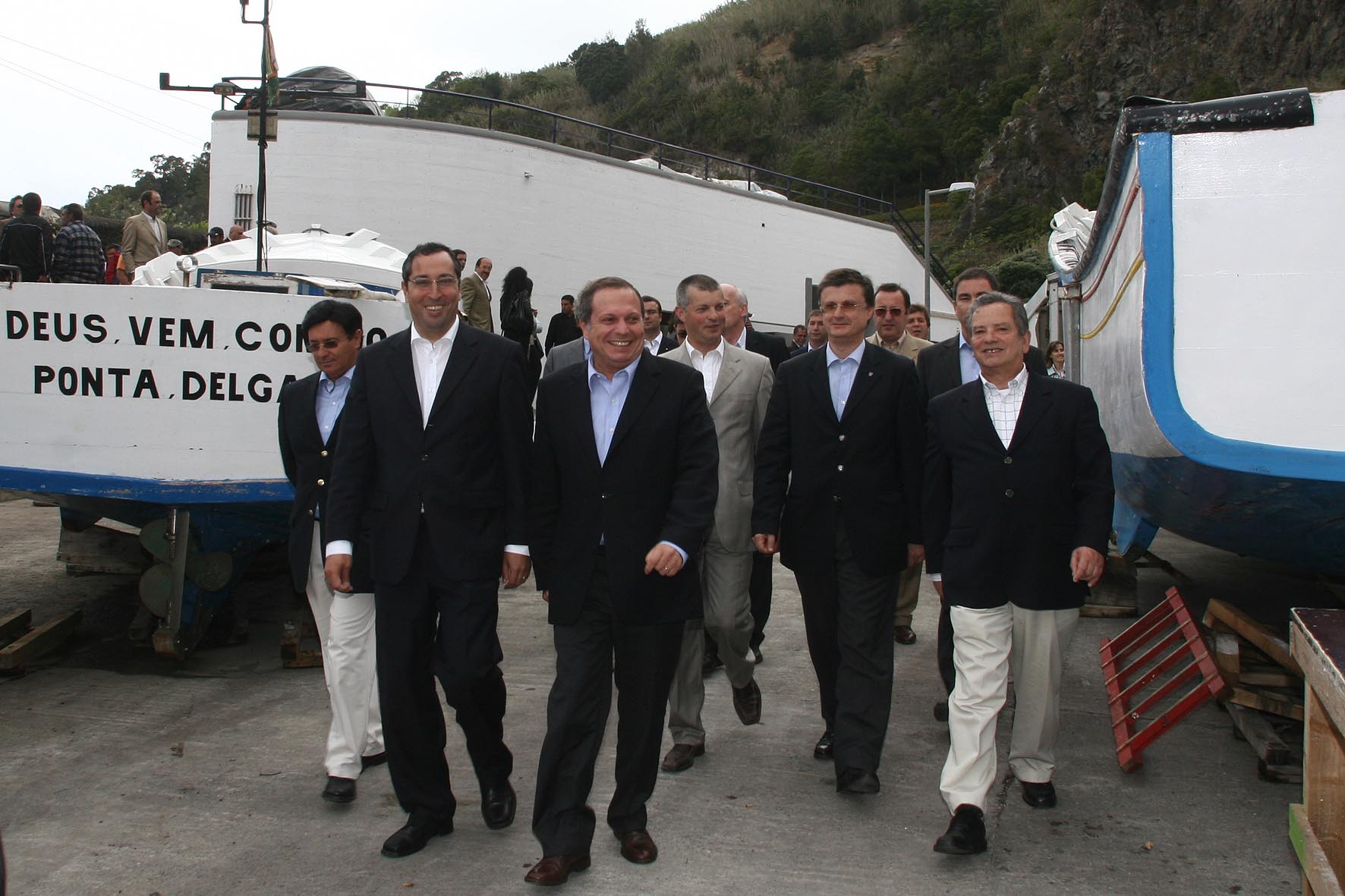 Carlos César opens Caloura port stressing the importance of fisheries