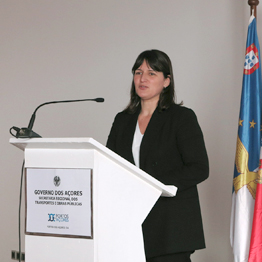 Governo dos Açores está empenhado em avançar com obra de requalificação do Porto das Pipas, assegura Ana Cunha