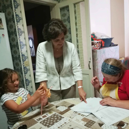 Andreia Cardoso assina contratos para recuperação de habitação degradada com famílias da Ribeira Grande