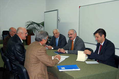 Regional Secretary for Agriculture and Forestry in meeting